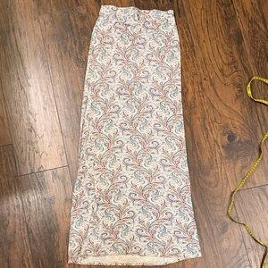 BKE Elegant Paisley Print Maxi Skirt SIZE M so soft! (P8)
